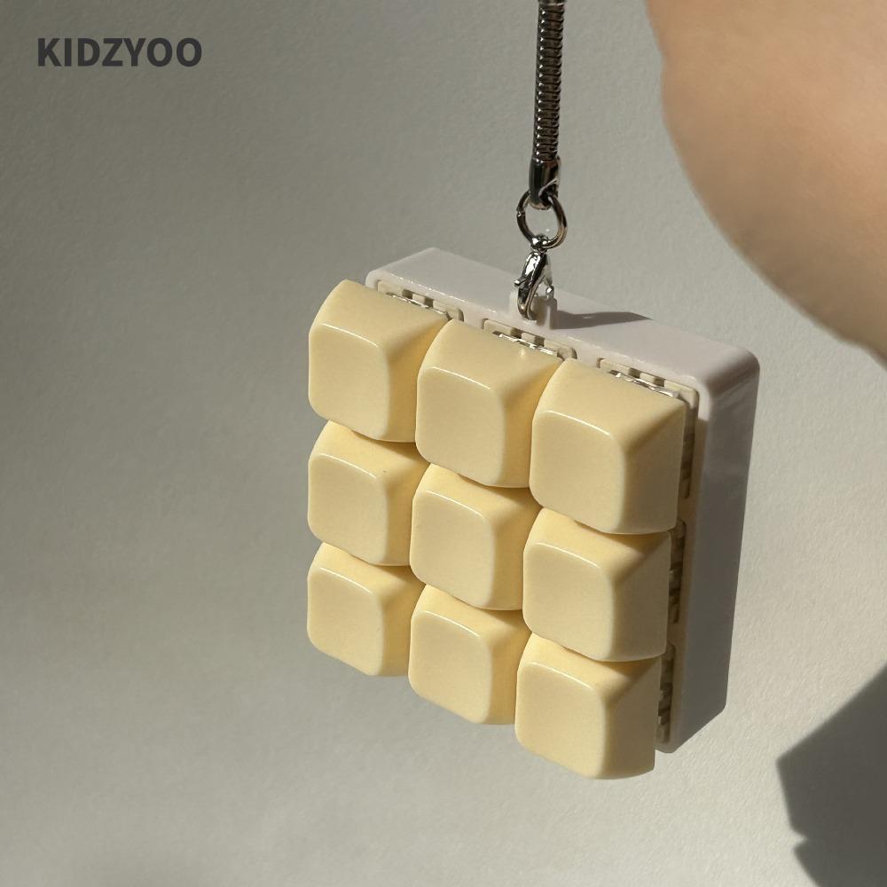 KIDZYOO พวงกุญแจ Fidget, Keycap บรรเทาความเครียดนิ้วมือคีย์บอร์ดหมวก,ผ่านเวลา 4/9 คีย์ปุ่ม Pinch ของเล่นผู้ใหญ่