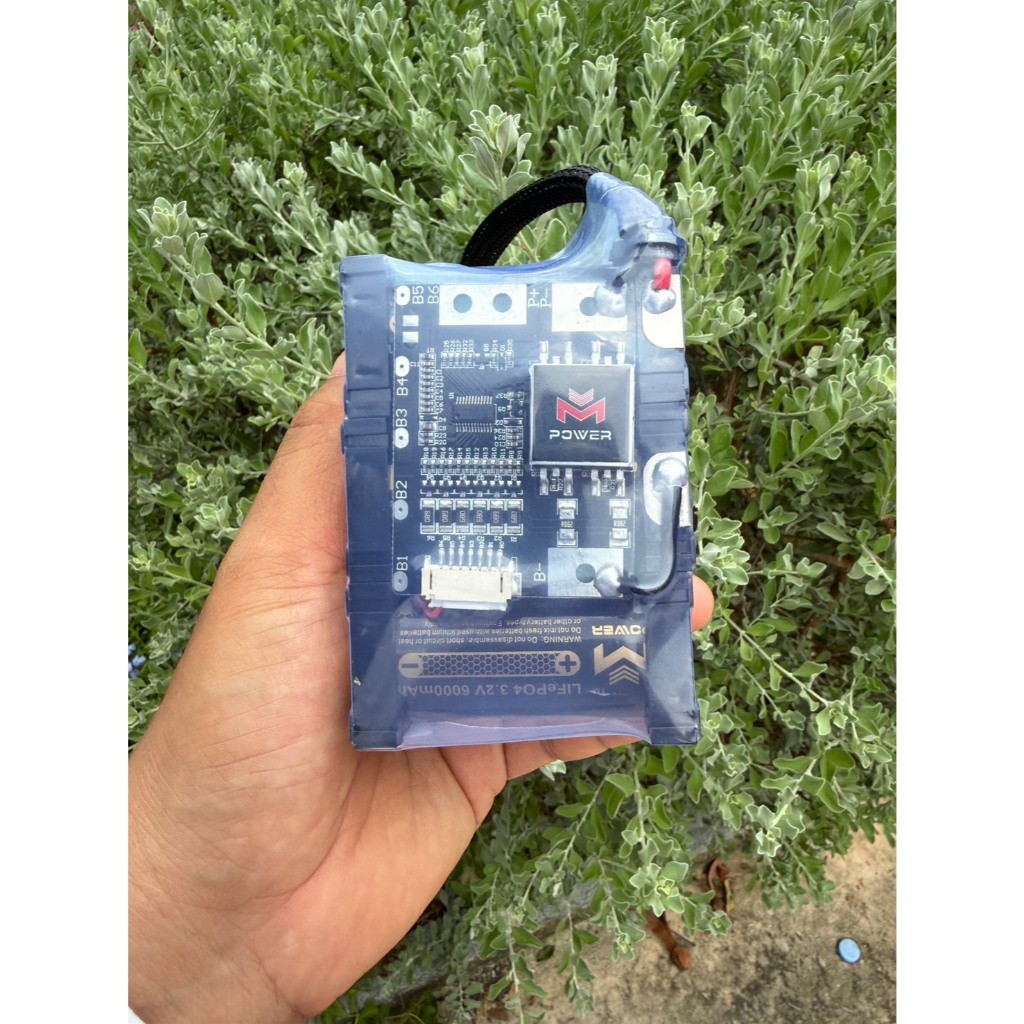 แบตเตอรี่ LiFePO4 Battery 6s 6ah 19.2 -21.9v Mpower สีดำ แถมที่ชาร์ท ทรงลูกเต๋า