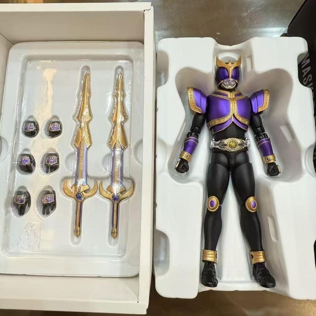 โรงงานทองสีแดงในประเทศko SHFจริงแกะสลักกระดูก Kamen Rider kuuga kuuga kuuga Titan Sublimation Movabl
