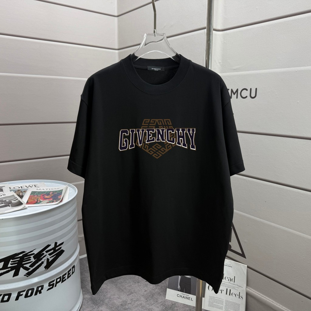 GIVENCHY/GIVENCHY 2026 คลาสสิกรอบคอแขนสั้นเสื้อยืดผู้ชายผู้หญิงสไตล์ Commuter หนา Impervious กลางแจ้