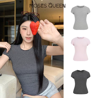 < MOSESQUEEN > มอสส์ ราชินี เสื้อยืดคอกลมลายทางอเนกประสงค์สไตล์พื้นฐานสําหรับผู้หญิงเสื้อท็อปแขนสั้นอินเทรนด์สําหรับเด็กผู้หญิง #63550