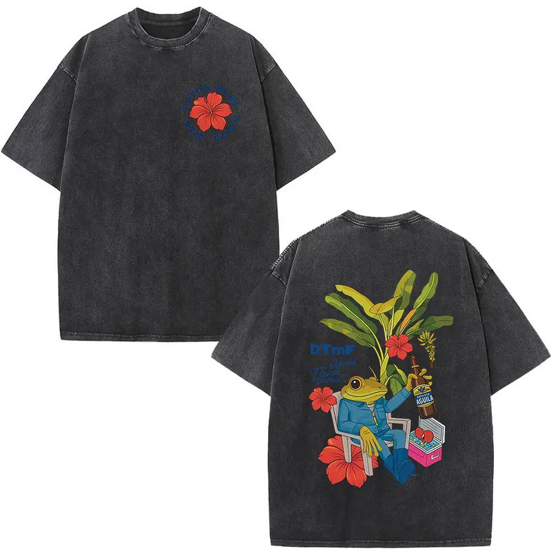 [มีสินค้า] เสื้อยืดคอตตอนวินเทจของแร็ปเปอร์ Bad Bunny รุ่น Debi Tirar Mas Fotos DTMF World Tour เสื้