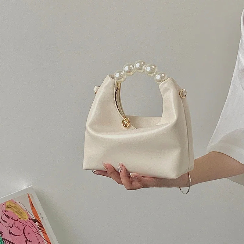 Small clutch handbags for women, pearl handbags, messenger shoulder bags, solid color chain shoulder