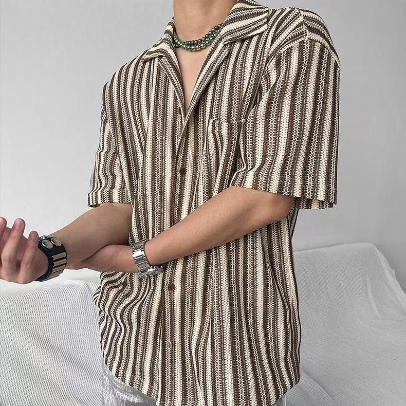 Retro Hong Kong Style Design Niche Loose Simple Vertical Stripes Short Sleeve Shirt ผู้ชายผู้หญิง