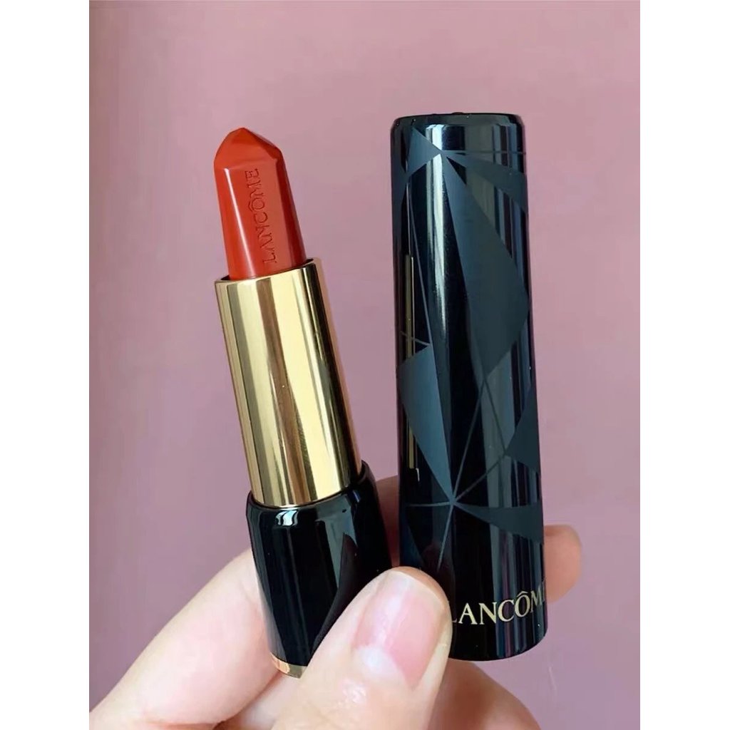 Lankou kou Gem Cut Surface Lipstick) ลิปสติกคุณภาพเคาน์เตอร์วางเช่น Gem Cut Surface ให้ความชุ่มชื้นม