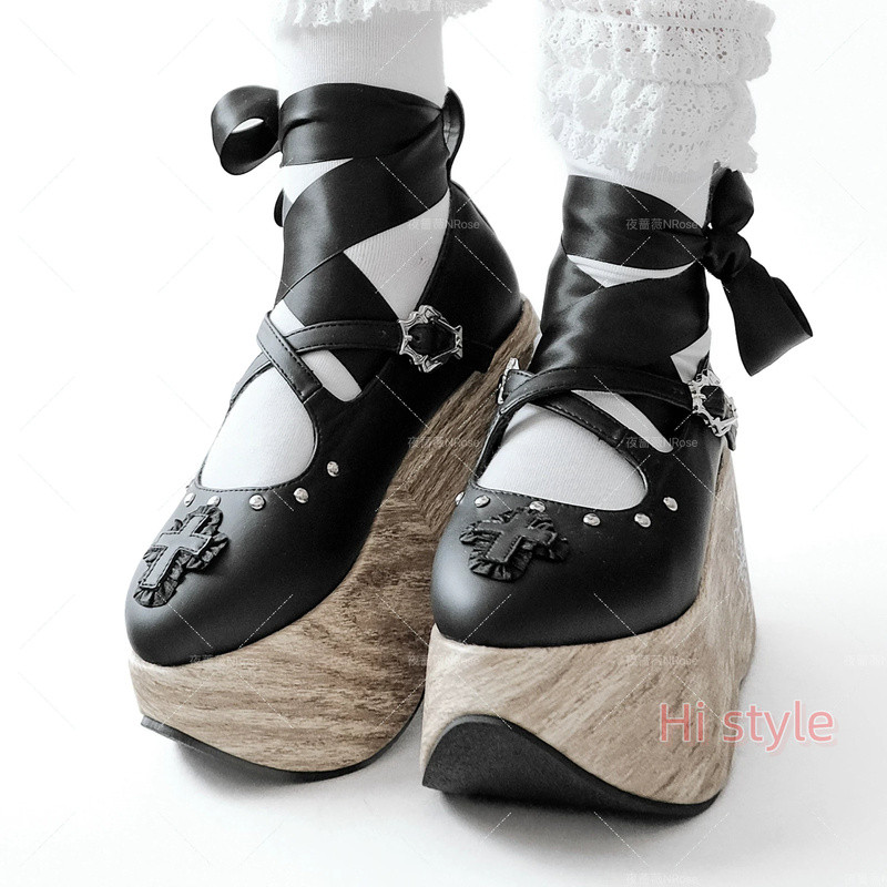 Manus Machina ตุ๊กตา cradle rock gothic ไม้เม็ดหนา soled lace-up cross รองเท้าม้าโยก