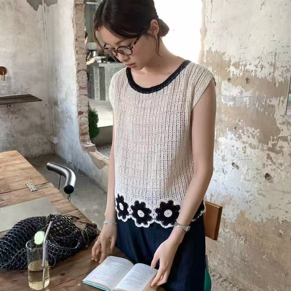 เสื้อกั๊กถักตัดลูกไม้เกาหลีผู้หญิงฤดูร้อนหลวมปักลําลองด้านบน 260504