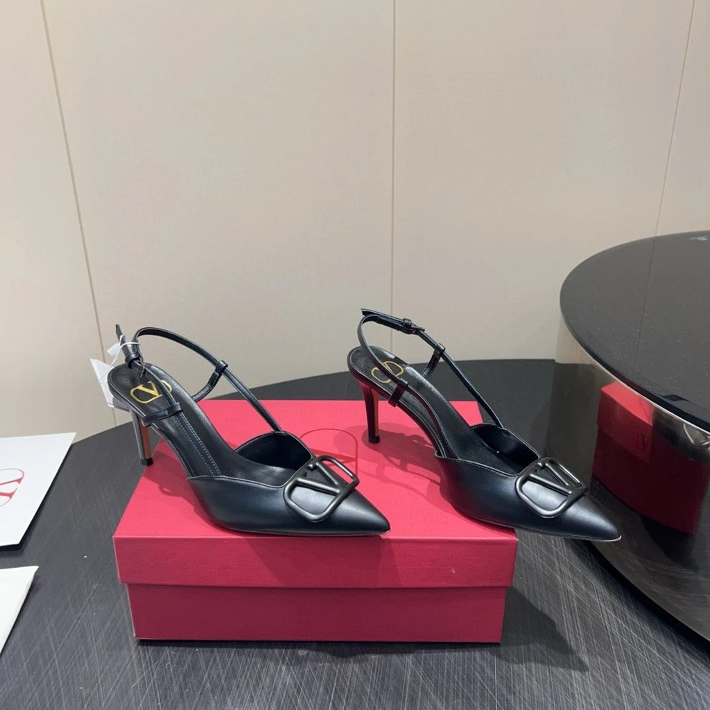 2025.7.9-8.5cm Heel Valentino Valentino รองเท้าส้นสูง Valentino