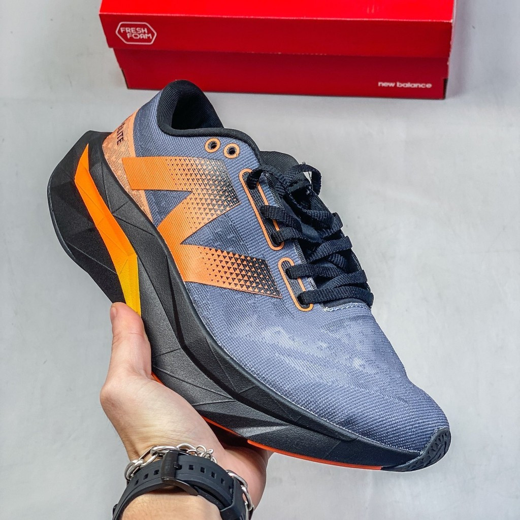 FuelCell SuperComp Elite v4 รองเท้าวิ่งสําหรับผู้ชายและผู้หญิงรองเท้าผ้าใบ Unisex คู่ Breathable Ant