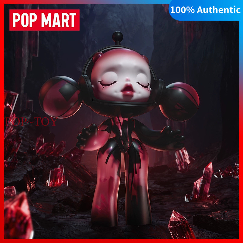 POPMART Skullpanda MEGA α SKULLPANDA 400% Red Crystal Limited Figure pop mart skullpanda ของเล่น ตุ๊