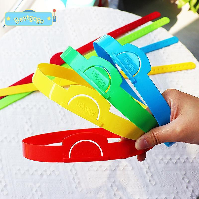 [Bestgogo-t] Qui เกมคําถามคอสเพลย์ Props ห้องเรียน Family Party เกมกระดานของเล่นเพื่อการศึกษา