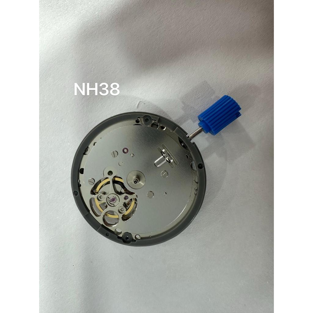 การเคลื่อนไหวนาฬิกา อุปกรณ์เสริมนาฬิกา เปลี่ยนการเคลื่อนไหวนาฬิกา NH38A การเคลื่อนไหวสามมือ Hollow M