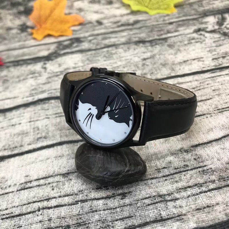 Tai Chi Yin Yang Cat National อินเทรนด์ Retro สไตล์ที่กําหนดเองนาฬิกาควอตซ์ชายนักเรียนหญิงแฟชั่นคู่ข