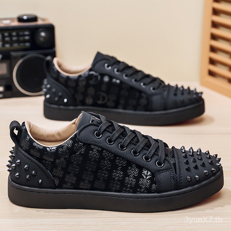 ใหม่Milanรองเท้าผ้าใบลําลองAll-Matchรองเท้านักเรียนBreathable Rivetsพิมพ์แฟชั่นรองเท้าผู้ชาย
