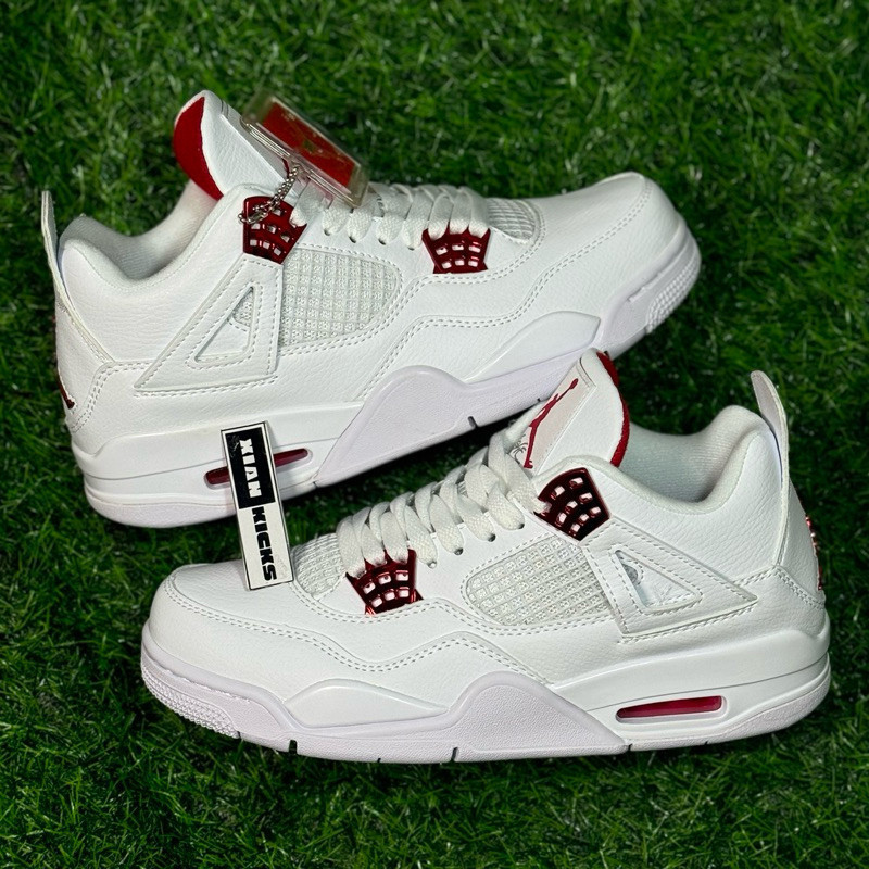 J.4 R3tro Metallic Red | รองเท้าผ้าใบสําหรับผู้ชาย/ผู้หญิง By Xian Kicks