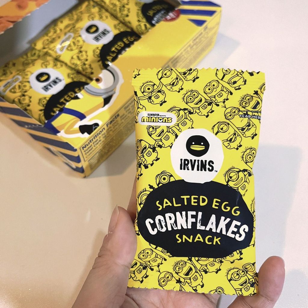 Daigou Singapore พิเศษ IRVINS Co-Branded Minions ข้าวโพดไข่แดงเค็มมันฝรั่งทอดนําเข้าขนมป่อง
