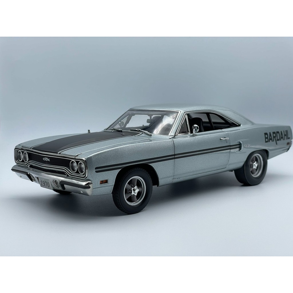 [สต๊อกพร้อม ติดต่อหากคุณมีคําถามใดๆ] 1/18 GMP Plymouth GTX Bardahl