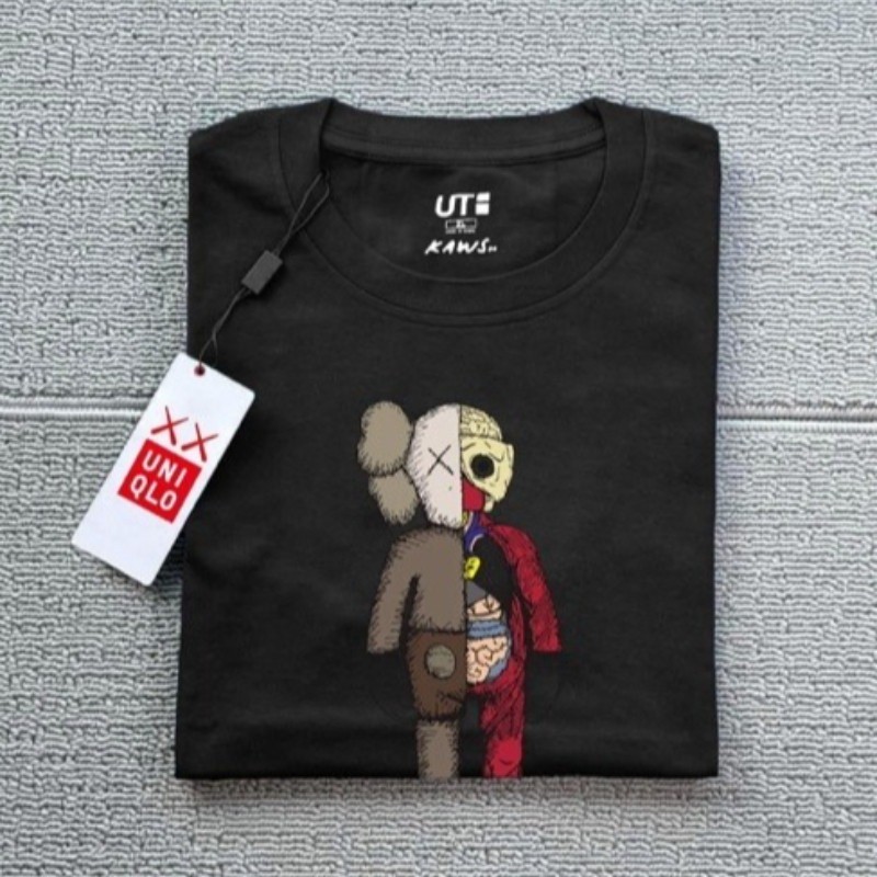 KAWS X Sesame Street ผู้ชายผู้หญิงขนาดใหญ่ Casual Tee ผ้าฝ้าย 100% การ์ตูนพิมพ์กราฟิกรอบคอแขนสั้น St