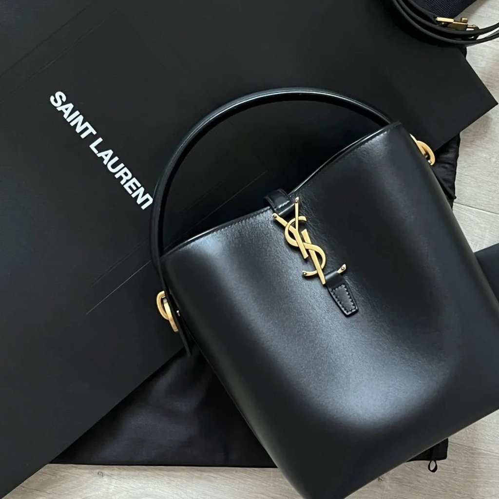 สไตล์ใหม่ Original Order 2025SAINTLAURENT Saint Laurent YSL LE37 Wilds Gold Label Logo Hook Buckle O