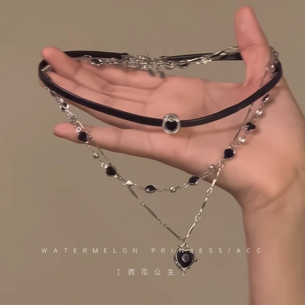 สร้อยคอไดอารี่หลายชั้นหญิงสาวร้อนหวานเย็นหนังสีดําเชือกโซ่กระดูกไหปลาร้าเค้นคอสร้อยคอ AD503 #.
