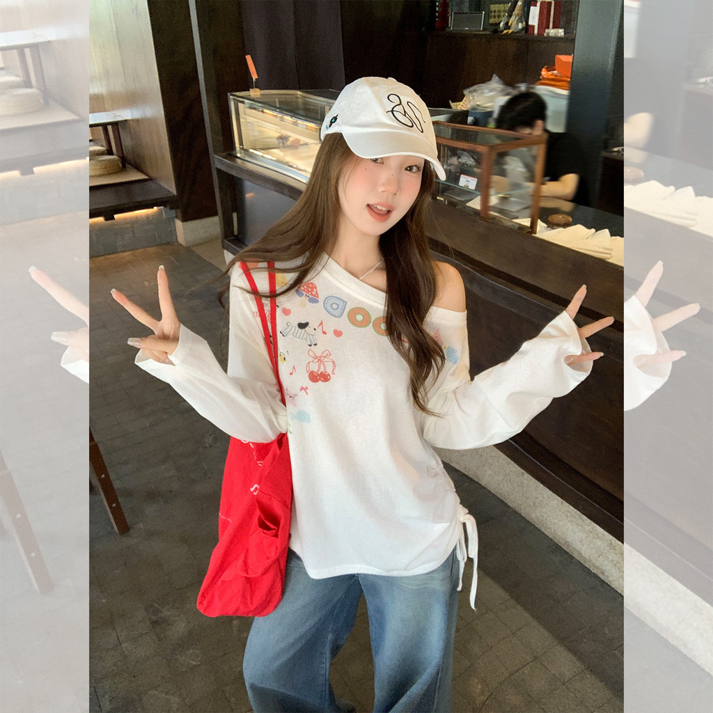 【Ready Stock】 White Alphabet Graffiti Print Shoulder Long-Sleeved Women's T-shirt Autumn New Pleatin