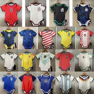 2026 ทีมชาติเสื้อฟุตบอลออกแบบ ชุดรอมเปอร์ เด็กทารกเสื้อฟุตบอลบอดี้สูท ชุดจั๊มสูท ชิ้นเดียวเด็กวัยหัดเดินเด็กกีฬาชุดคลาน