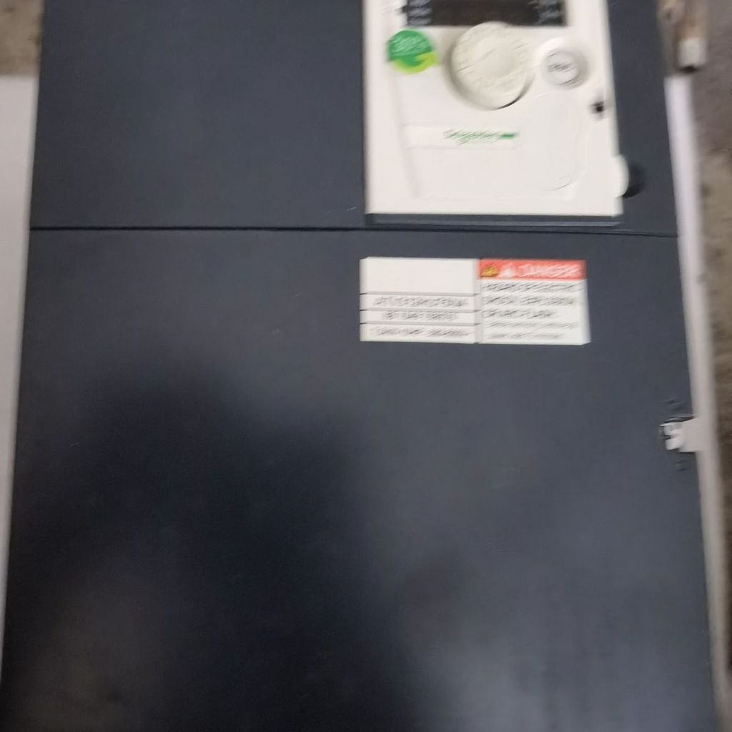 Brand New ATV312HU75N4Schneider Inverter7.5KW380V Only this one