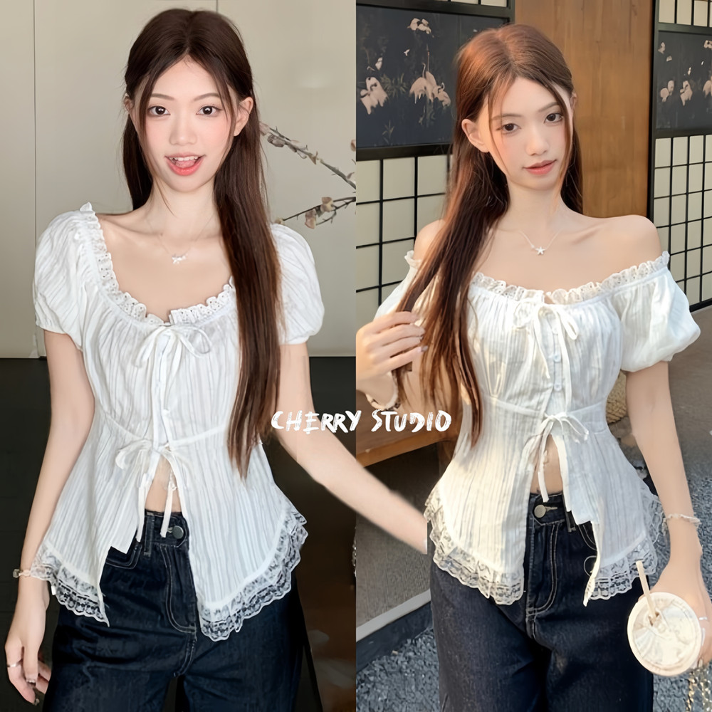 Cherry🍅พร้อมส่ง🎀เสื้อเชิ้ตแขนสั้นผู้หญิงสไตล์บัลเล่ต์สีขาวประดับลูกไม้และริบบอนมัดผูกแขนพองตัวกระชับสัดส่วน