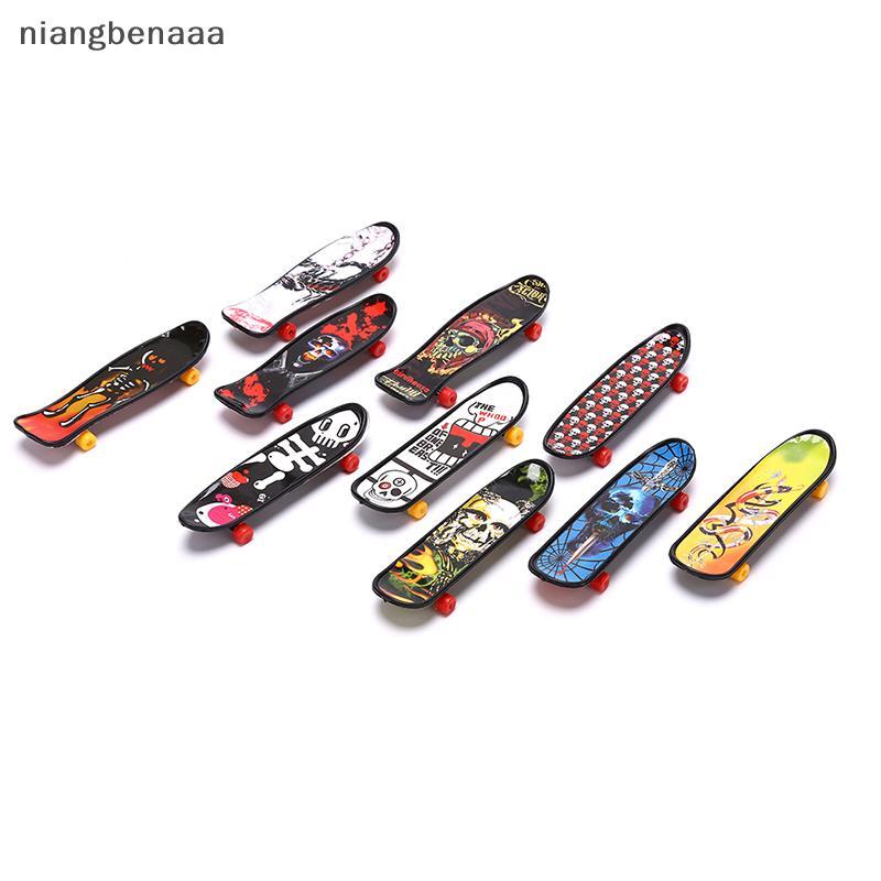(niangbenaaa) พลาสติก Mini สเก็ตสเก็ตบอร์ด Fingerboard ของเล่นแปลกใหม่สําหรับของขวัญเด็กใหม่