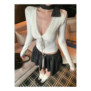 Dailywear พร้อมส่ง ✨ เสื้อยืดคอวีสีม่วงแต่งขอบลูกไม้สำหรับผู้หญิง เสื้อชั้นในหรูหรา เสื้อตัวสั้นรัดรูปเซ็กซี่