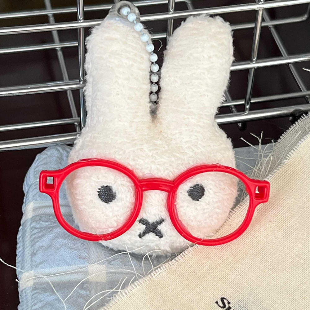 Miffy ตุ๊กตาพวงกุญแจ Miffy กระต่ายพวงกุญแจจี้สําหรับของขวัญหญิงน่ารัก Miffy พวงกุญแจกระเป๋าเป้สะพายห