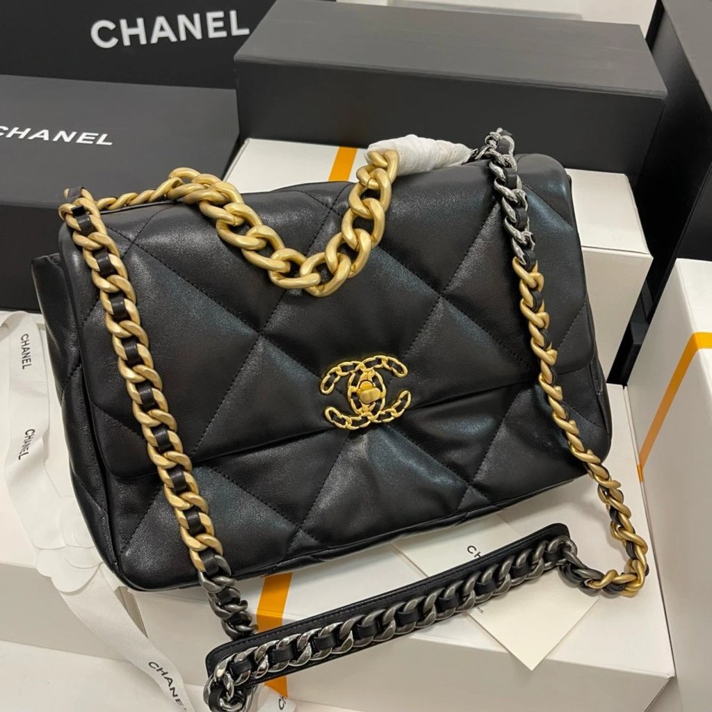 CHANEL CHANEL Black Gold 19bag Series Chain Bag Crossbody Female Bag
