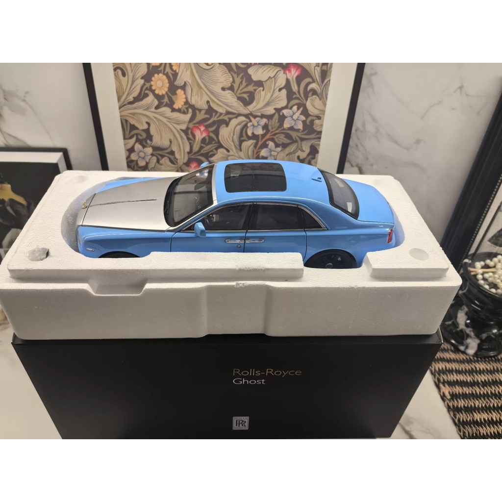 [สต๊อกพร้อม ติดต่อหากคุณมีคําถามใดๆ] Kyosho 1: 18 Rolls-Royce Lescost Ghost Centennial Commemorative