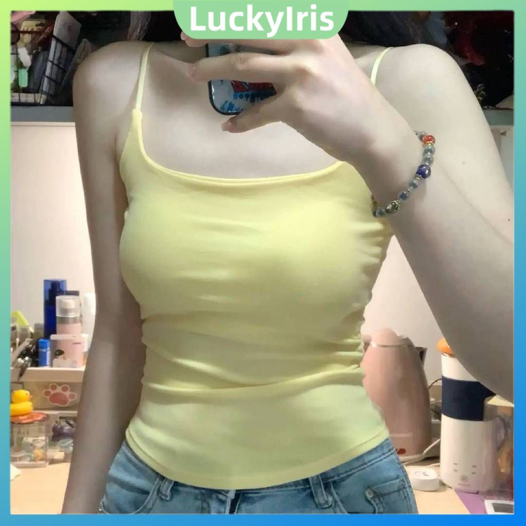 【COD】 เสื้อสายเดี่ยวสีพื้นเรียบ มีบราในตัว เสื้อกล้ามผู้หญิง สายสะพายไหล่ปรับได้ ดีไซน์แขนกุด ป้องกันการรั่วไหลของหน้าอก เหมาะสำหรับฤดูร้อน 【LuckyIris】