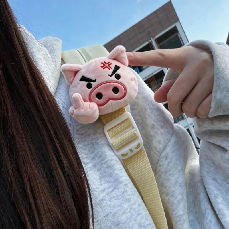 แม่เหล็กที่ถอดออกได้นิ้วน่ารักซามอนหมูตุ๊กตากระเป๋านักเรียนสายคล้องไหล่ส่วนบุคคลตุ๊กตาจี้ตุ๊กตานามธรรม