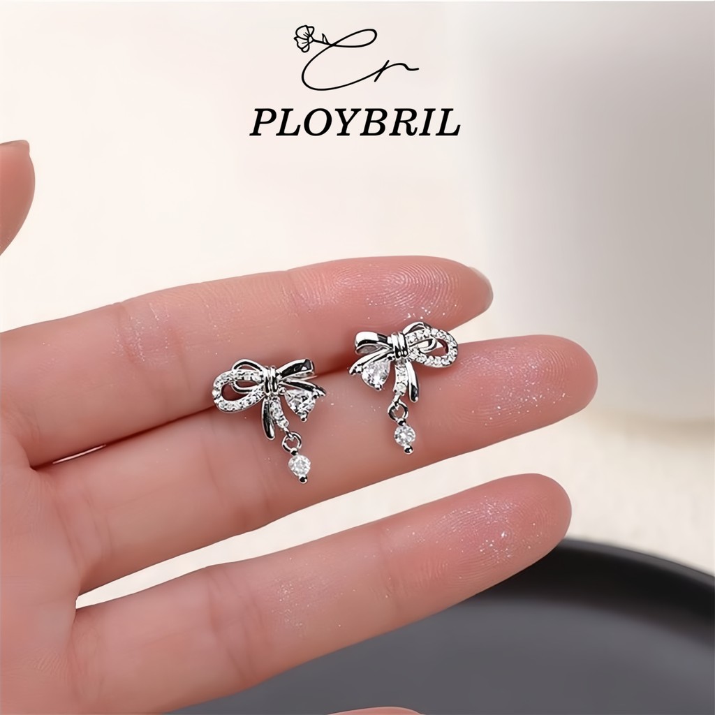 PLOYBRIL✨ต่างหูเงินแท้ Girly Knot ต่างหูเพทาย เท่น่ารัก ต่างหูแฟชั่น ตุ้มหูเงินแท้ ต่างหูผู้หญิง E079