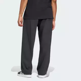 adidas ไลฟ์สไตล์ กางเกงขายาว Essentials Wide Leg 3 Bar Logo ผู้ชาย สีดำ JF3604