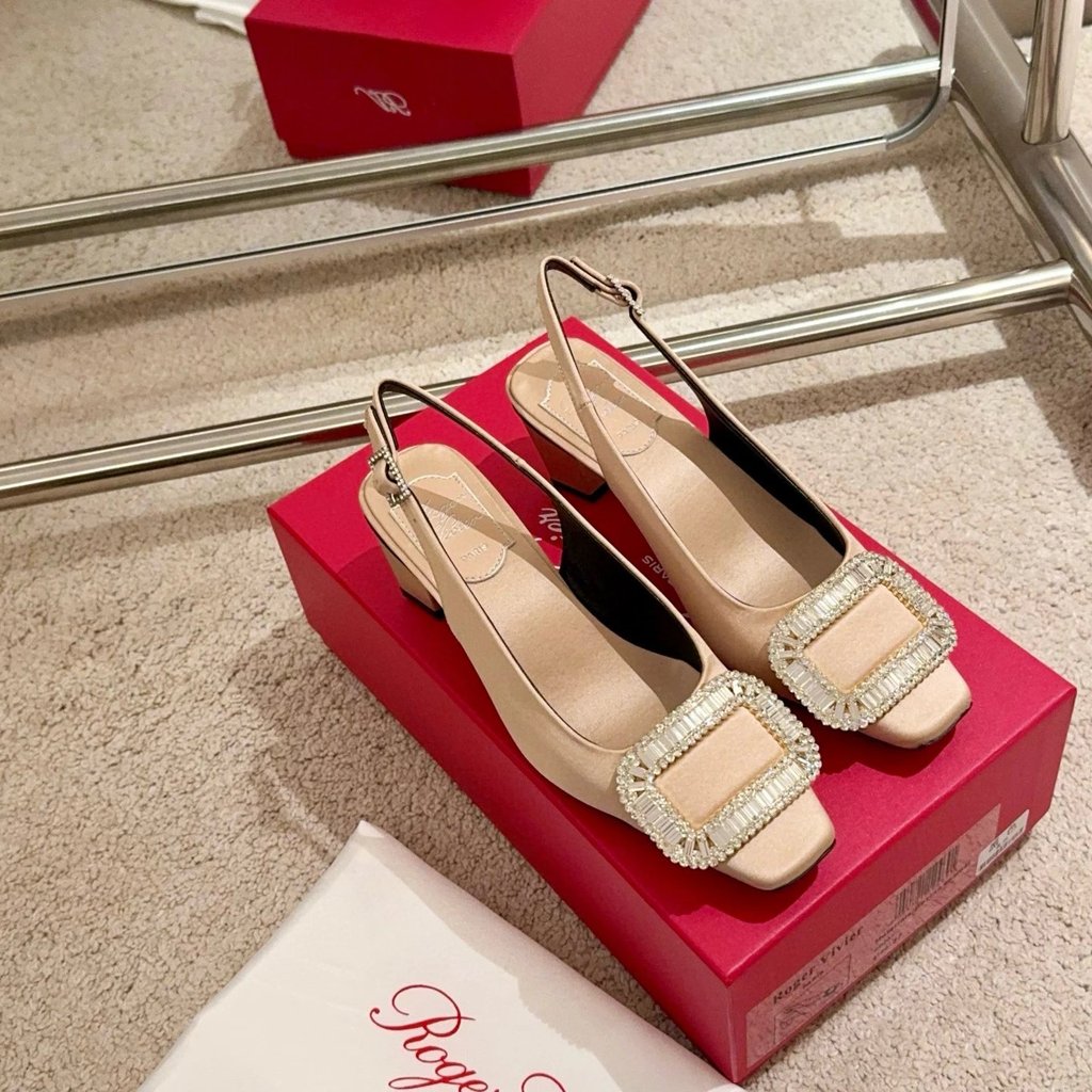 2025.7.8-4.5cn Heel Roger vivier RV Belle Diamond Buckle Back Strap รองเท้าส้นสูง