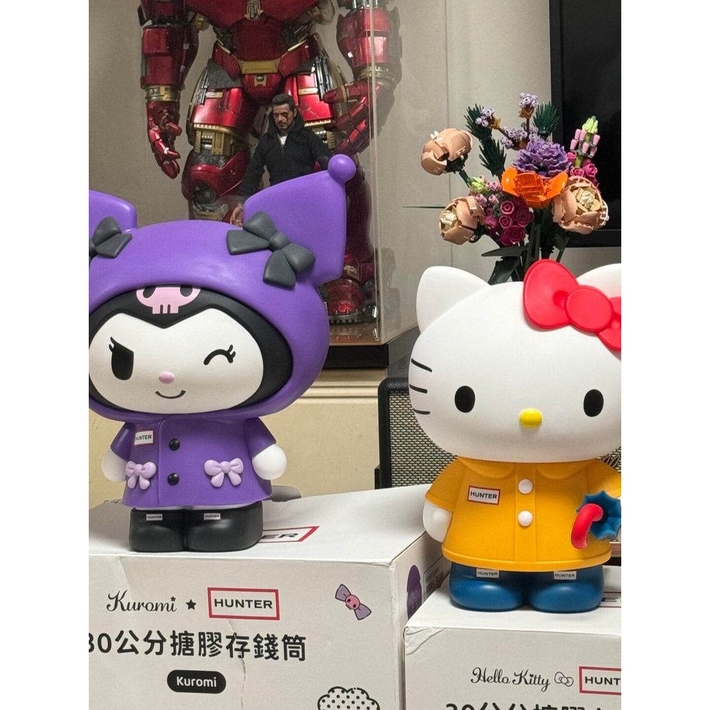 {เวอร์ชั่นคุณภาพสูง} Hello Kitty Kuromi Piggy Bank Big Figure ตกแต่งห้องนั่งเล่นชุดของขวัญ20260422