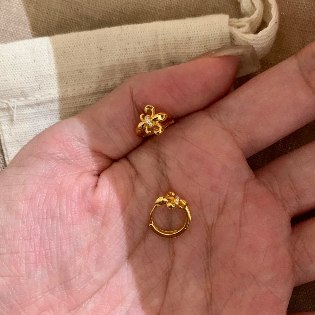 Simple Iris Ear Buckle Fashion Daily Commuter