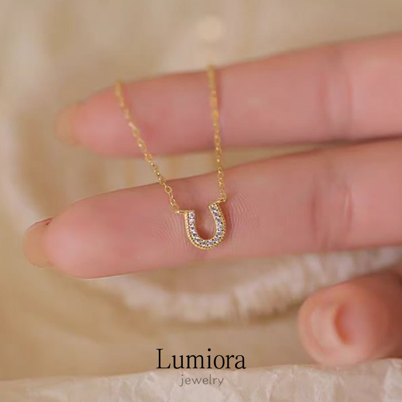 18K Saudi gold pawnable horseshoe U-รูปZirconฝังผู้หญิงจี้สร้อยคออุปกรณ์เสริมเครื่องประดับHypoellerg