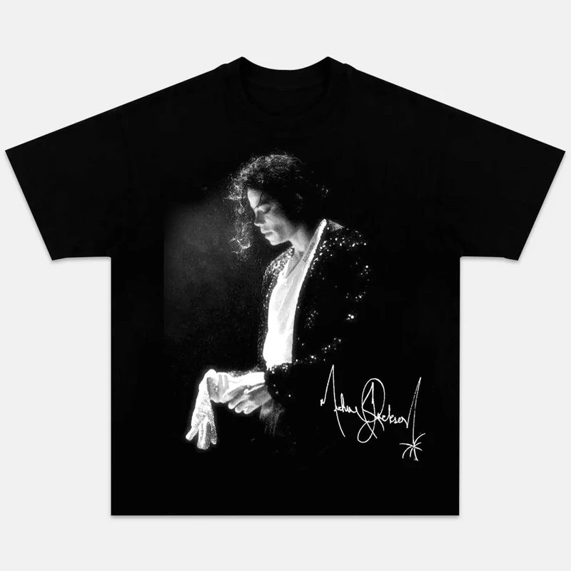 เสื้อยืด Michael Jackson King of Pop Signature Photo Tee ผ้าฝ้าย คอกลม สีดำ ผู้ชายและผู้หญิง มีไซส์ S-5XL