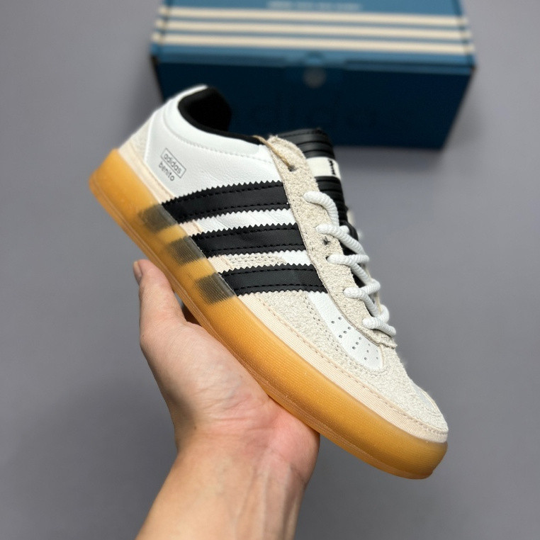 Bad Bunny X Adidas deaelle เทรนเนอร์ในร่ม San J3 blue multirole retro low neck training series รองเท