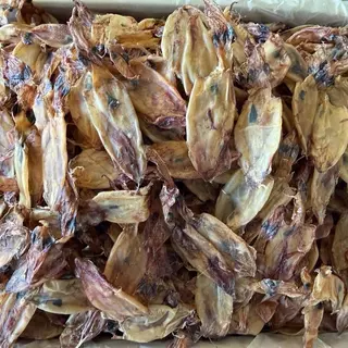 กะตอยขาว เนื้อหนา เค็มน้อย ล้างดีหมึกเกลี้ยงสะอาด สดใหม่
