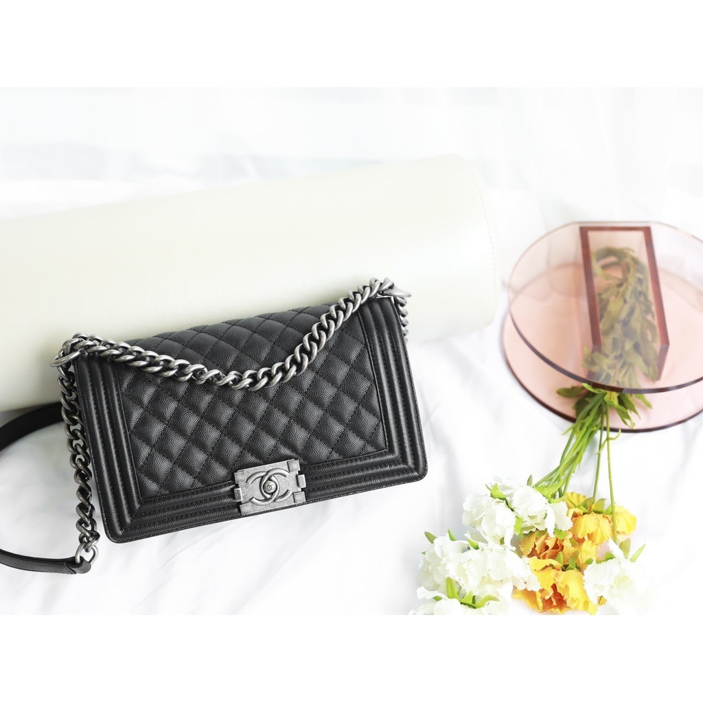 VIP Quality ราคา14000 CCC กระเป๋าสะพายข้าง ลายคาเวียร์ลายข้าวหลามตัด ตัวล็อกสีเงินวินเทจ 25CM