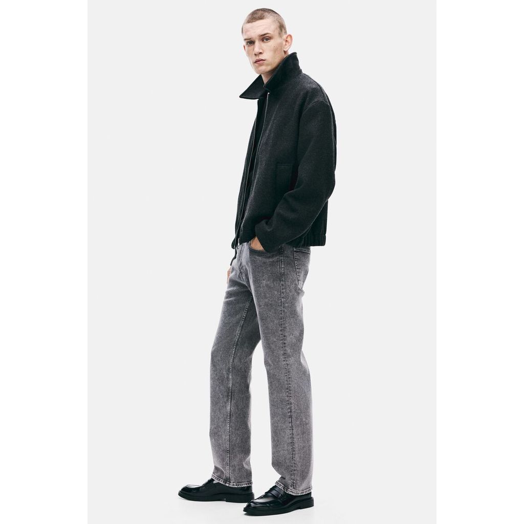 H&M(เอชแอนด์เอ็ม) กางเกงยีนส์ทรงตรง ความยาวปกติ Men Straight Regular Jeans 1311674_2