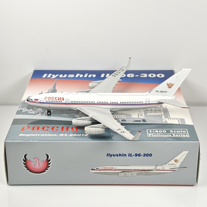Phoenix 11956 รัสเซียบริษัทขนส่งแห่งชาติ IL-96-300 RA-96012 โลหะผสม