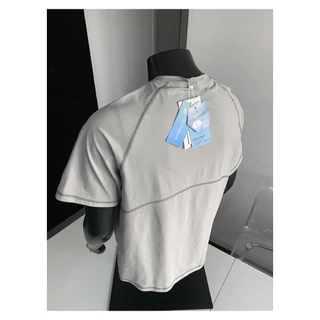 MEFEEE ผู้ชายหลวม Fit Quick Dry Breathable Gym เสื้อยืด Outseam Active Design วิ่งกีฬา Tee