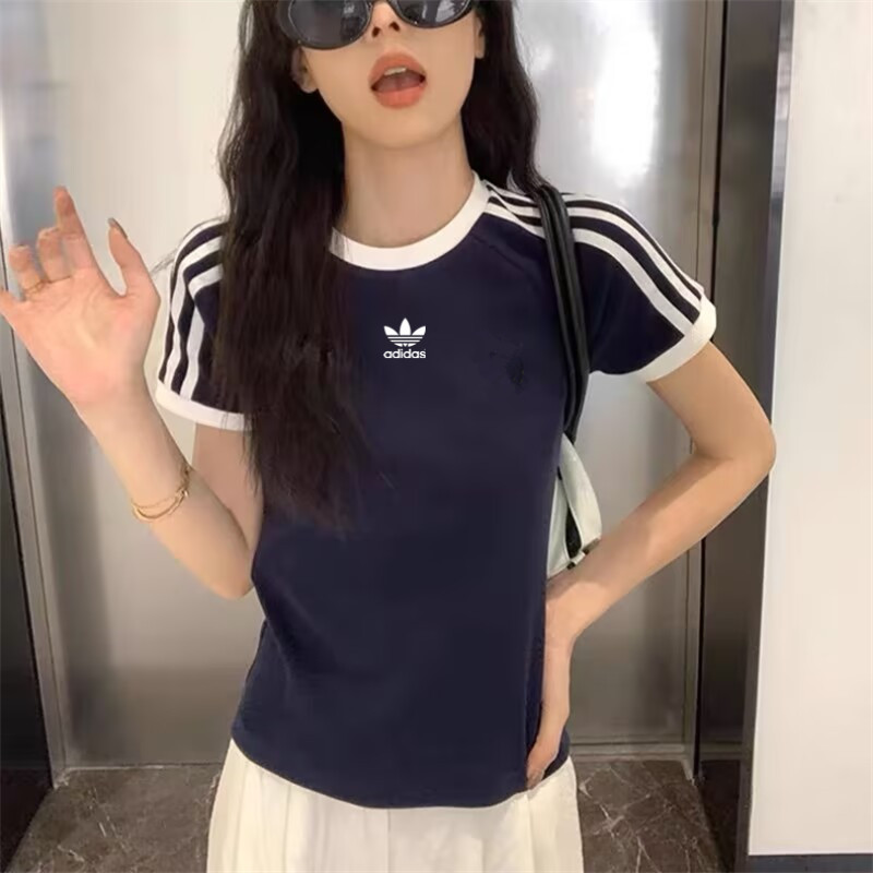 ปักโลโก้ฤดูร้อนเย็บปักถักร้อยผ้าฝ้าย 100% ผอมลง เสื้อยืดแขนสั้น