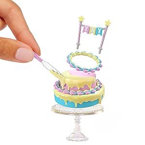MGA Miniverse Make It Mini วันเกิด 2 แพ็ค Surprise แคปซูล Diy เรซิ่นหัตถกรรมชุด Miniature เค้ก Cupca